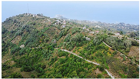 MABEL ,DEN ÇAYTEPE MH.BOSTA MEVKİSİNDE DENİZ MANZARALI ARSA